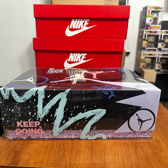 Jordan 5 Retro SP “DJ Khalid - Crimson Bliss” size 9 - Picture 3 of 5